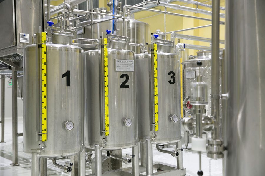 aluminum beer tanks at 'Sknipa' plant